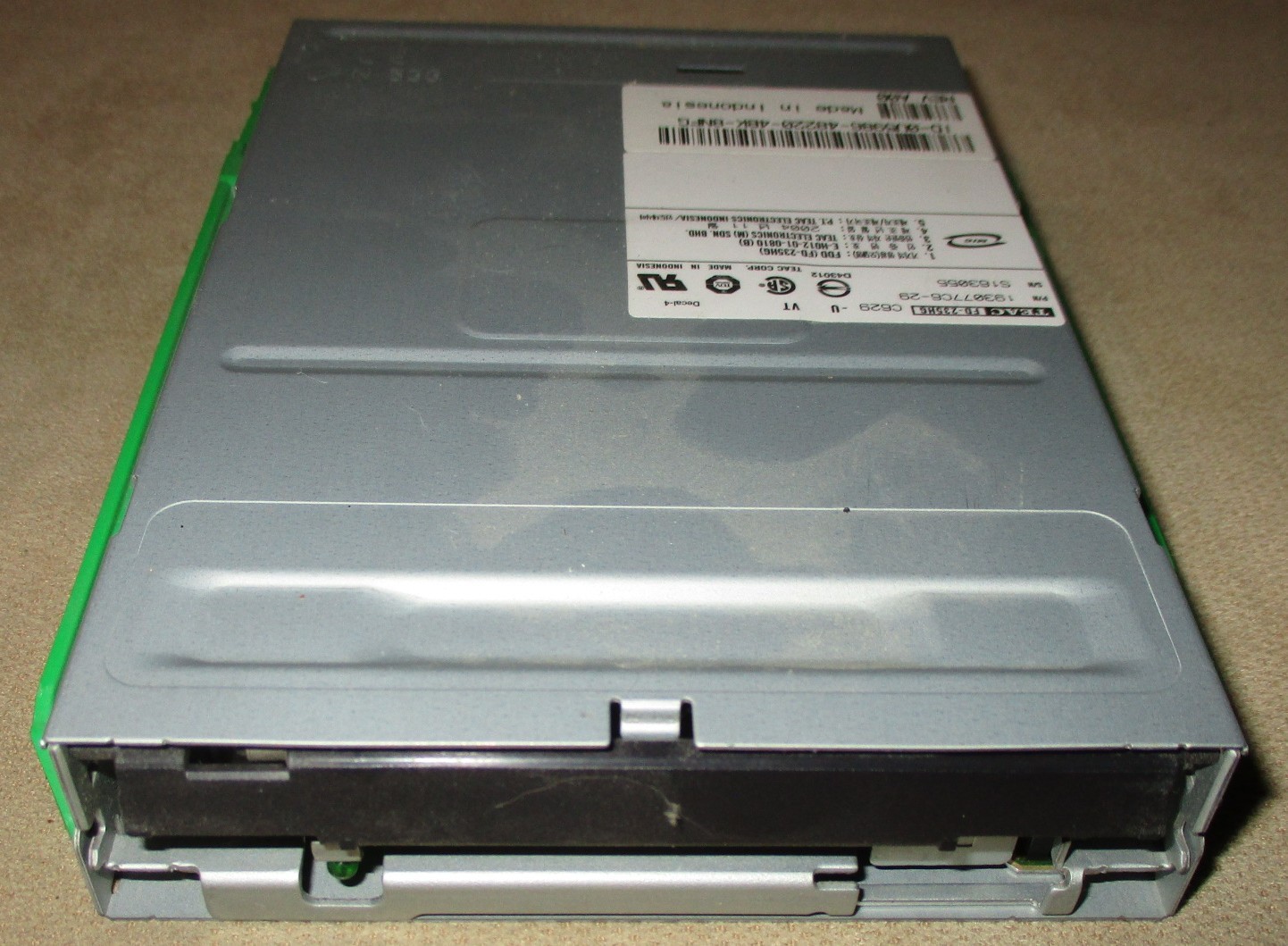 TEAC FD-235HG C629-U 3.5” Floppy Disk Drive 193077C6-29