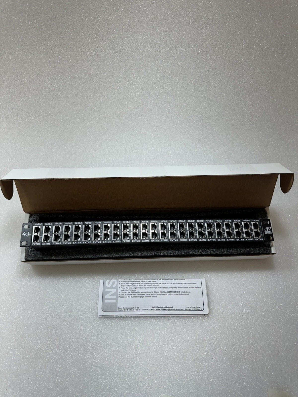 Ditek Surge Protector 24 Channel Rackmount POE Extender 10GBE Shielded RJ45 Port
