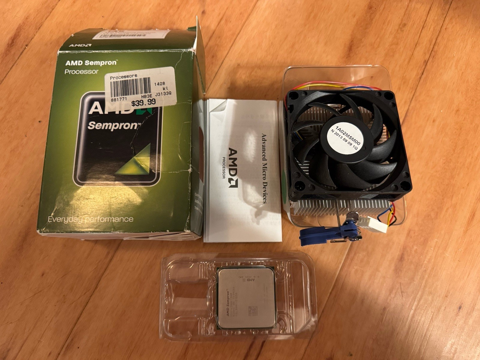 AMD Sempron 145 2.8GHz (SDX145HBK13GM) Processor Brand New In Box