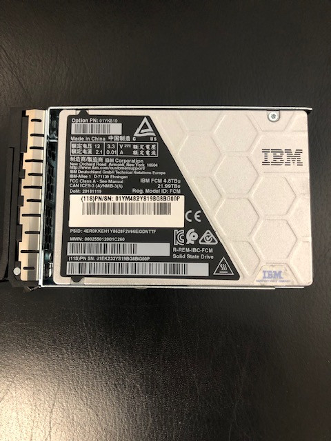 IBM ADS1 01YM582 4.8 TB 2.5"  NVMe Flash Core Module for 2076-724, 2076-U7B