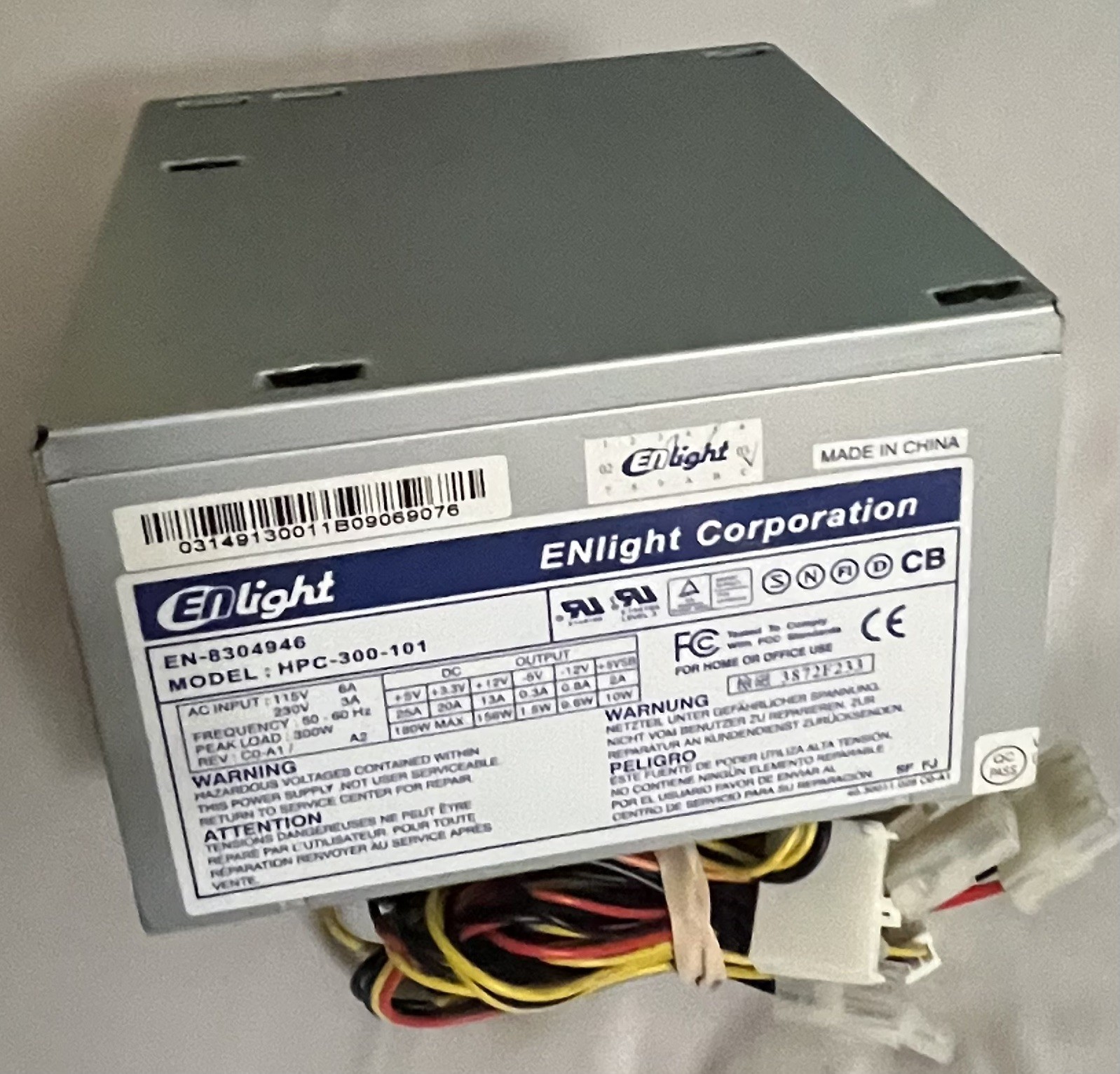 Enlight Corporation EN-8304946 HPC-300-101 300W Power Supply