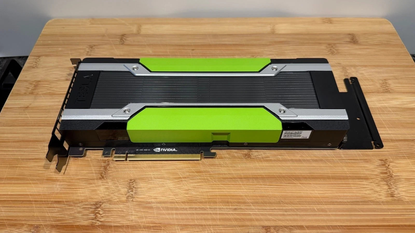 HPE NVIDIA Tesla M10 32GB GDDR5 PCIe GPU Accelerator  870046-001