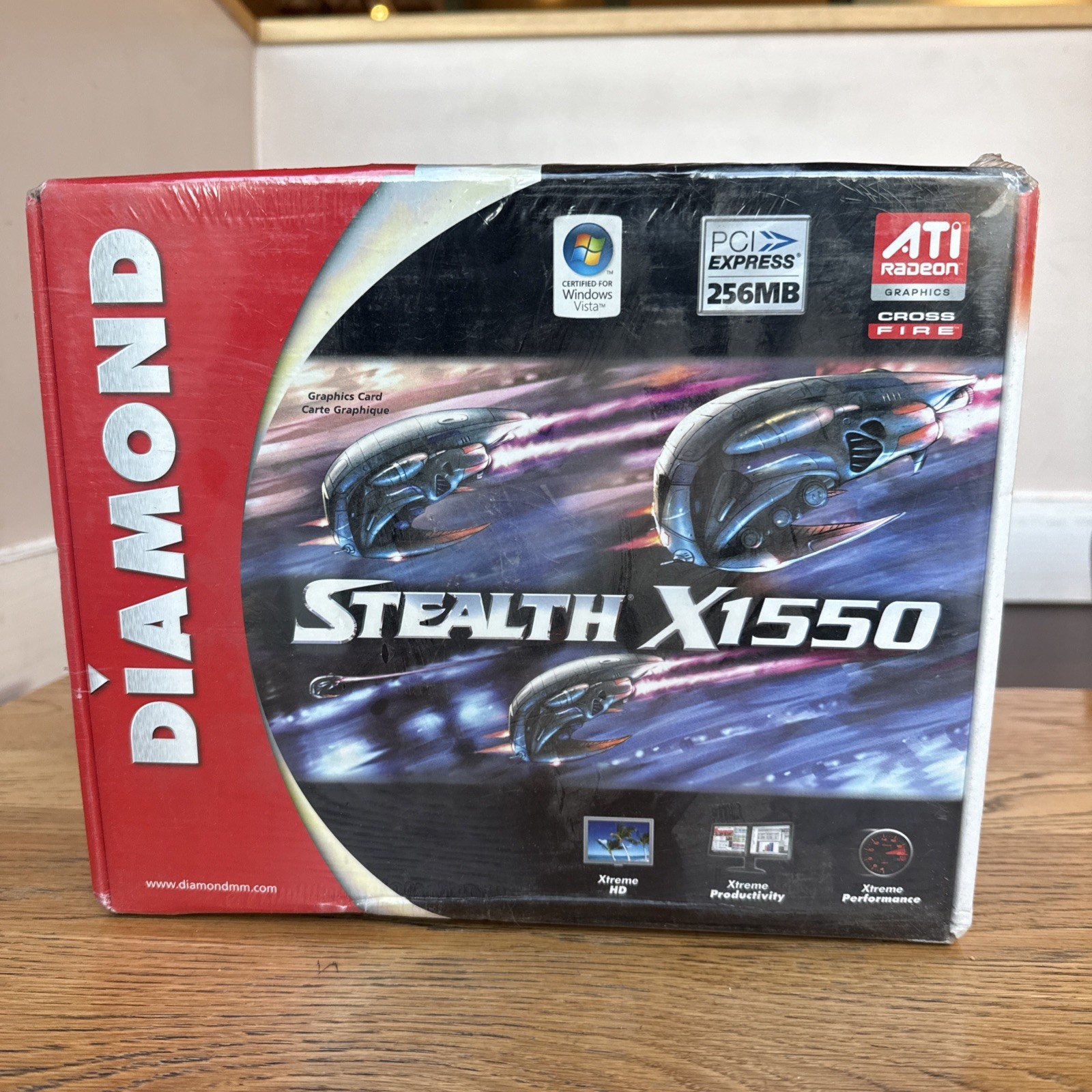 Diamond Stealth X1550 PCI Express 25B ATI Radeon Graphics Card X1550pcie256