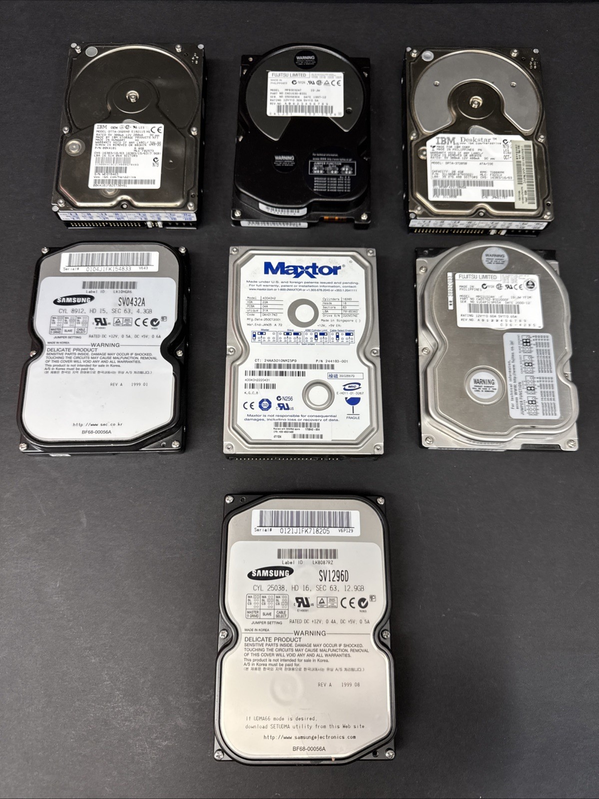 Lot of 7 Vintage 3.5” IDE PATA Hard Drives IBM Fujitsu Maxtor Samsung Untest *4