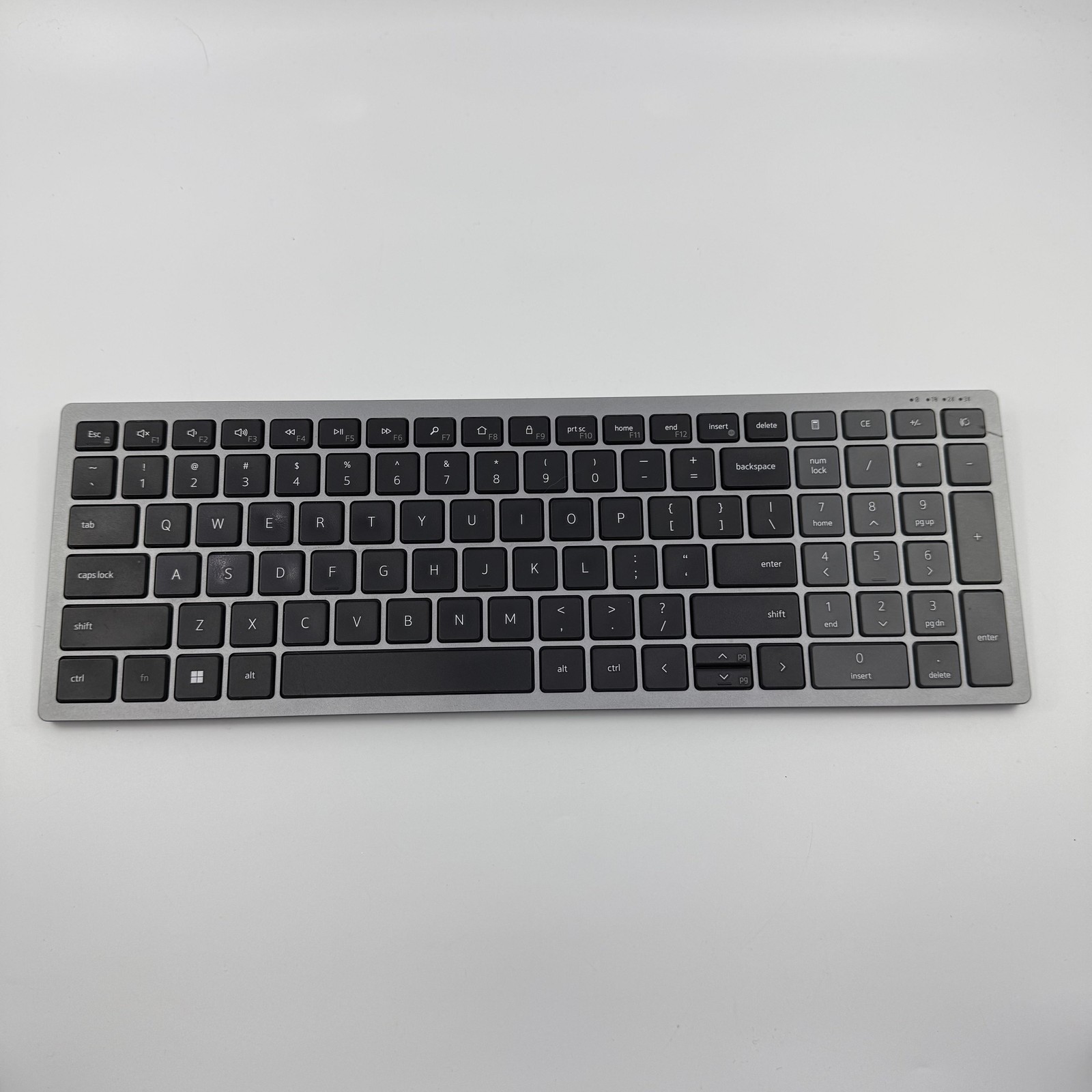 Dell Wireless Keyboard KB7120Wc Bluetooth Slim Numeric Pad Gray China Used