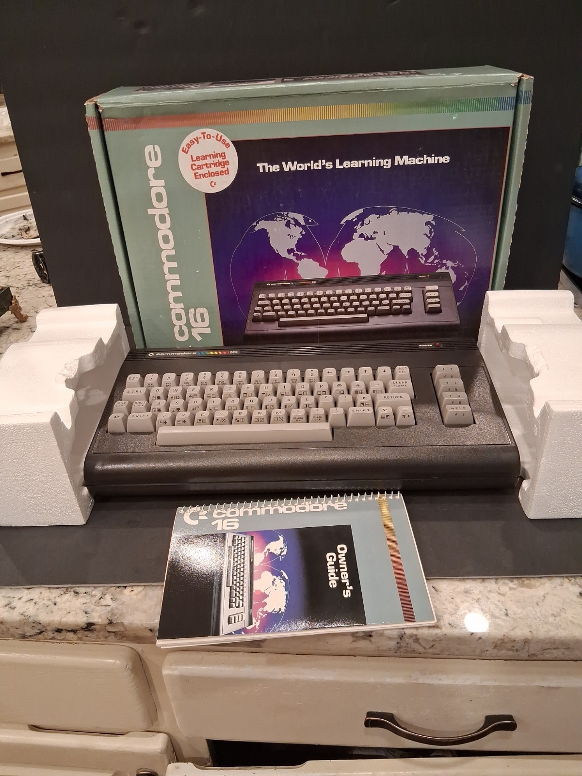 Commodore 16 Complete in Box Owner's Guide Tutorial Cartridge Rare CIB #73