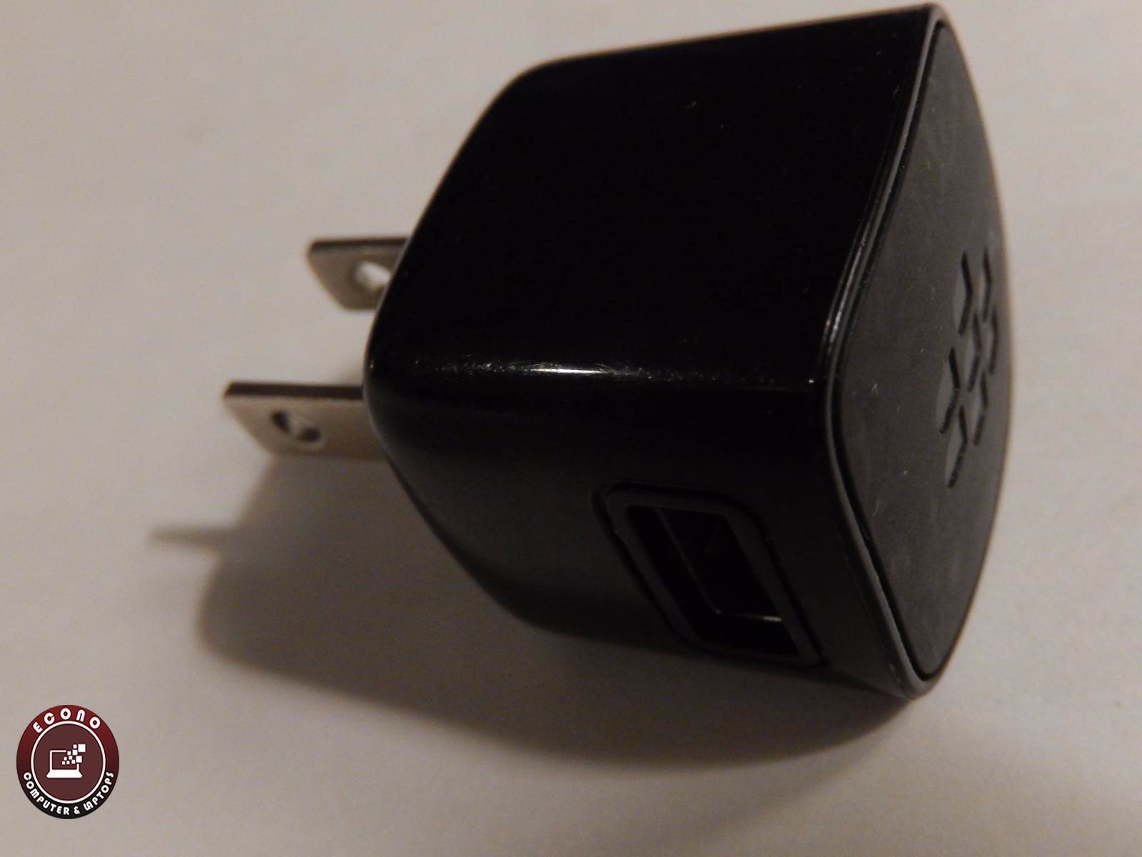 Genuine Blackberry 5V 850mA AC Power Adapter RIM-C-0004ADUUS HDW-47725(No Cable)