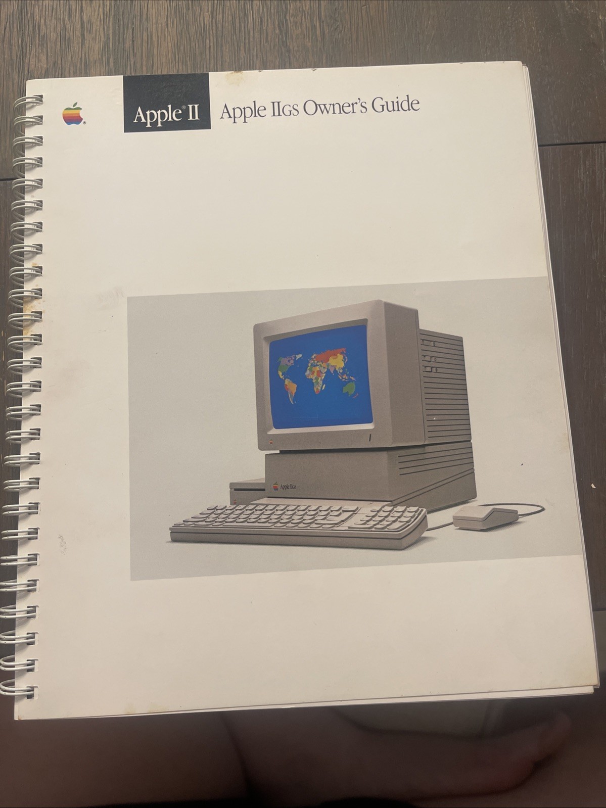 Apple IIGS Owner's Guide 1986 Vintage Spiralbound Book