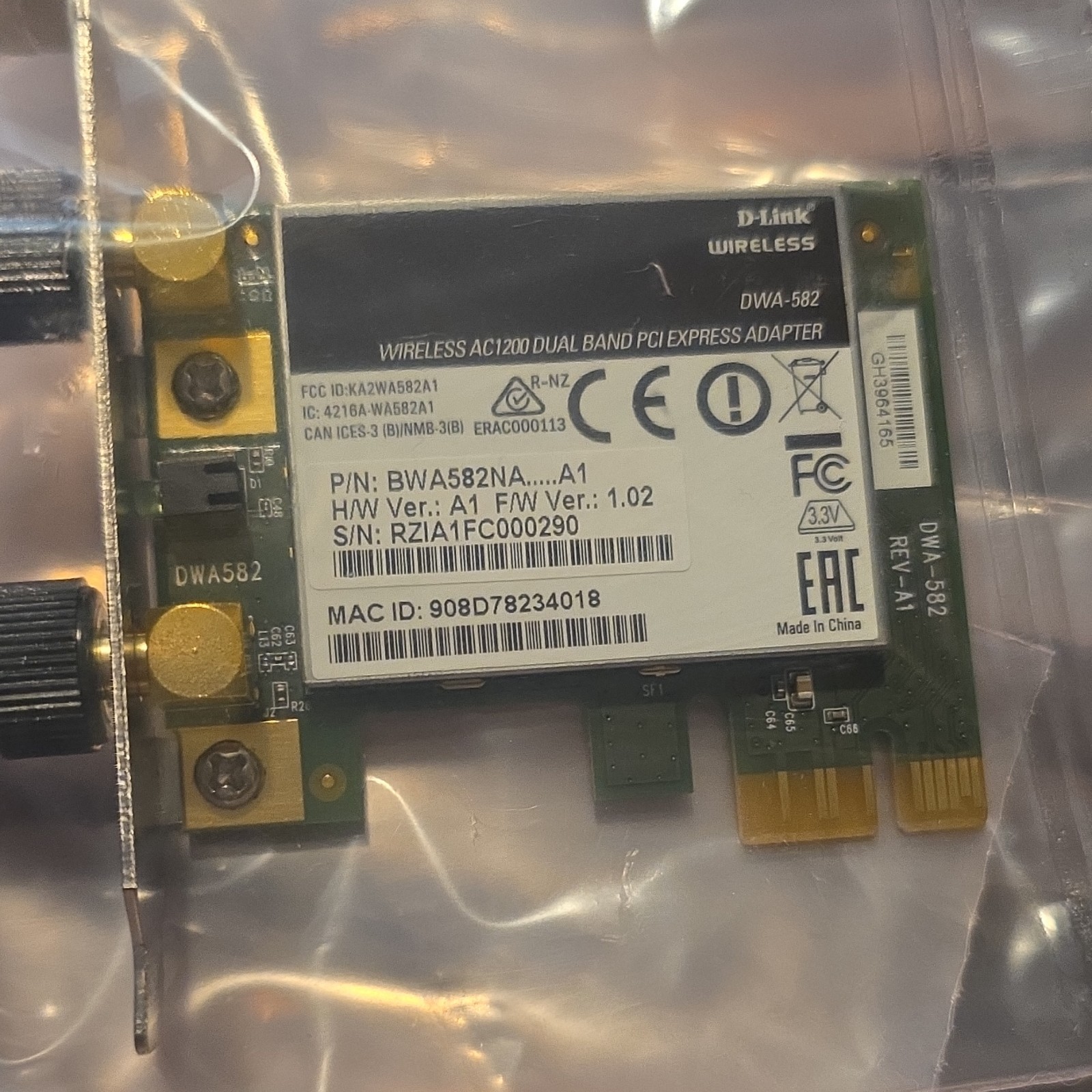 D-Link Wireless AC1200 Dual Band PCI Express Adapter DWA-582 MPN BWA582NA....A1