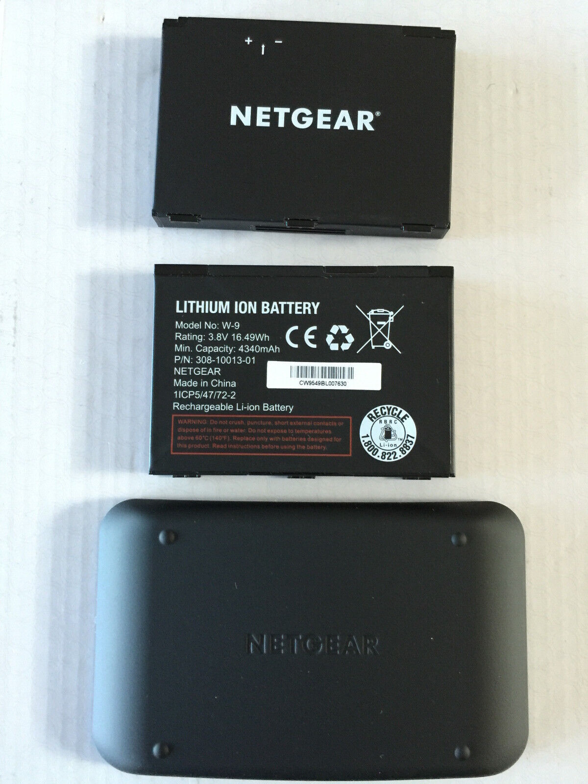 Genuine Netgear W-9 Battery and Back Cover for Netgear 810S