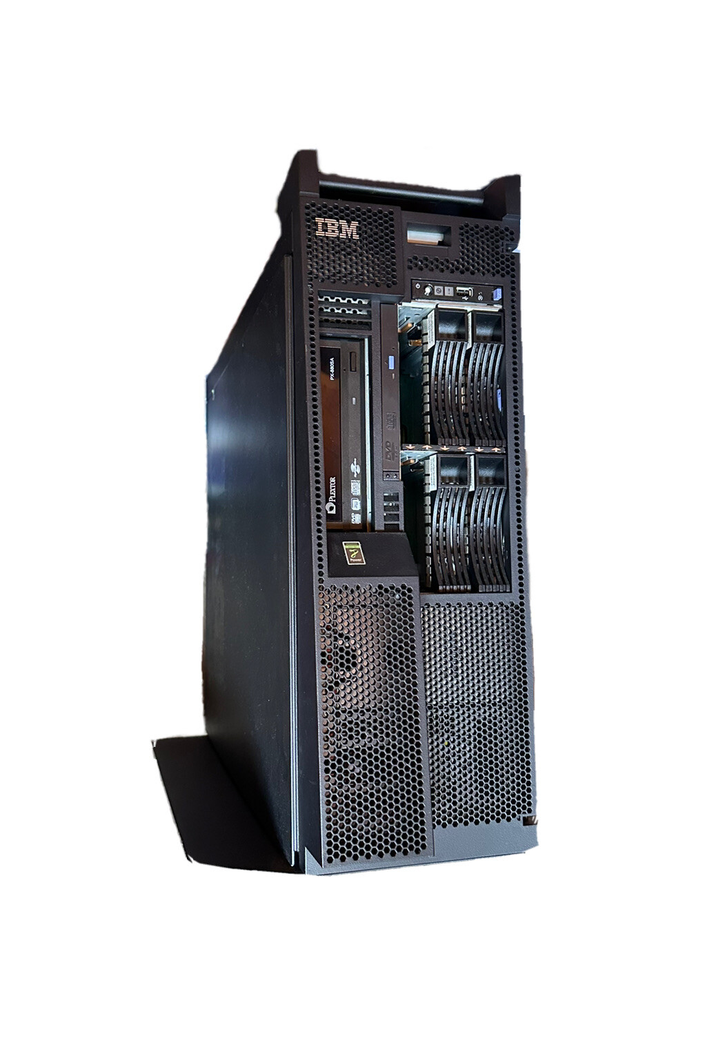 IBM Type 8203 Model E4A  Server Amazing Machine Read Description And See Picts