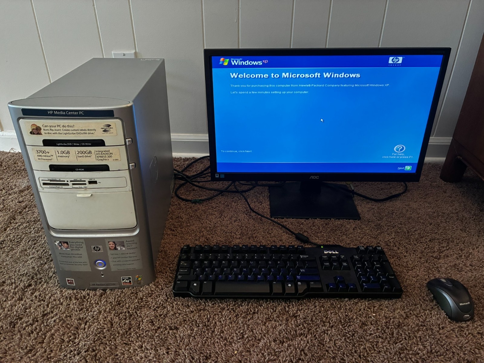 HP Pavilion a1230n Tower Computer/Vintage Windows XP Media Center, Firewire