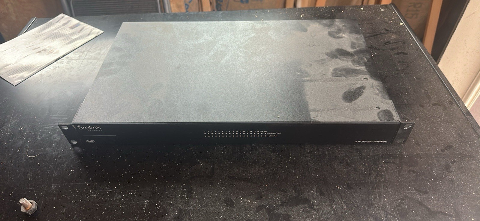 Araknis AN-210-SW-R-16-POE Network Switch, Used, Working Condition