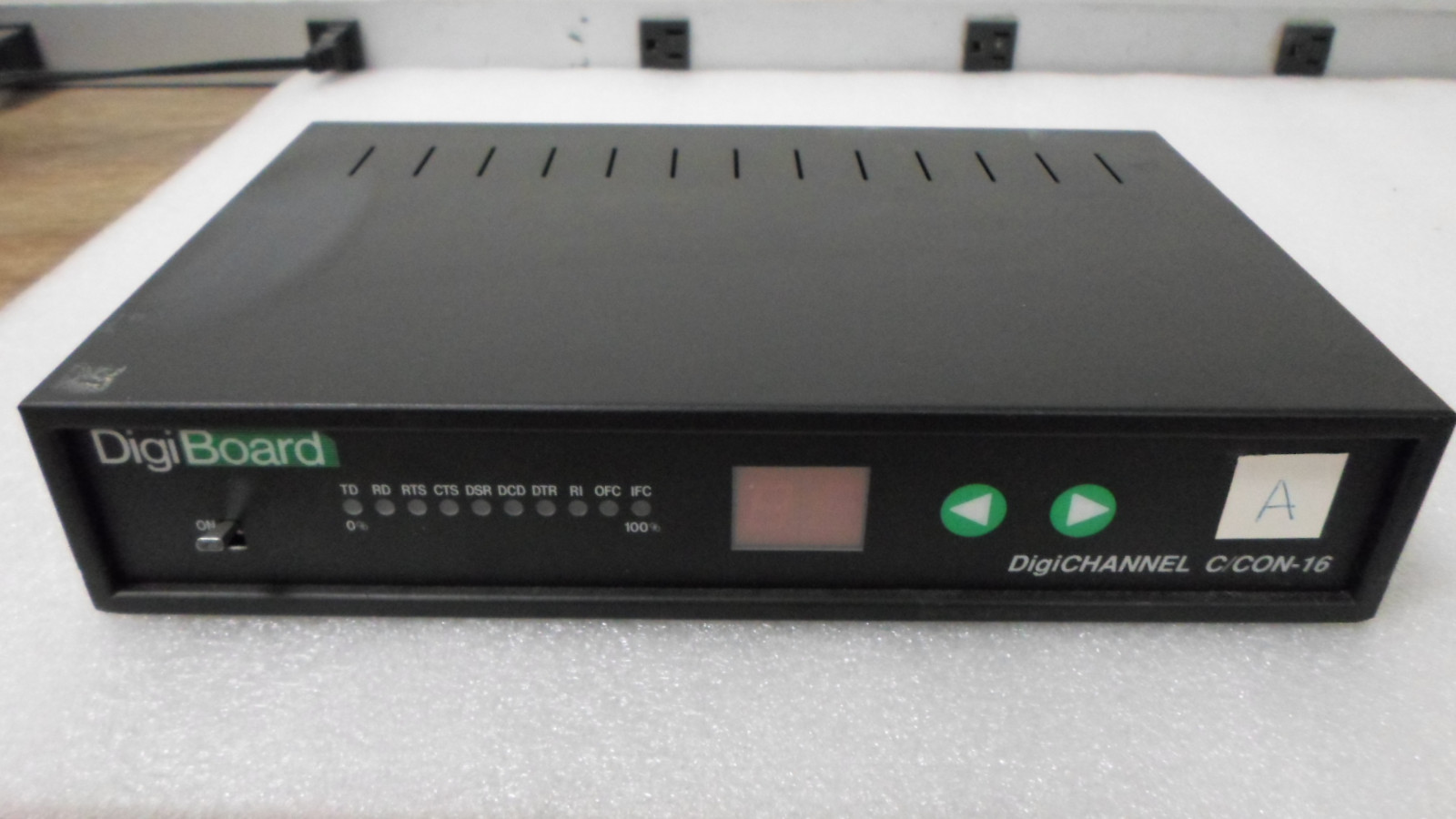 DIGI Board Digi Channel C/Con-16 16-Port Concentrator - NO AC ADAPTER