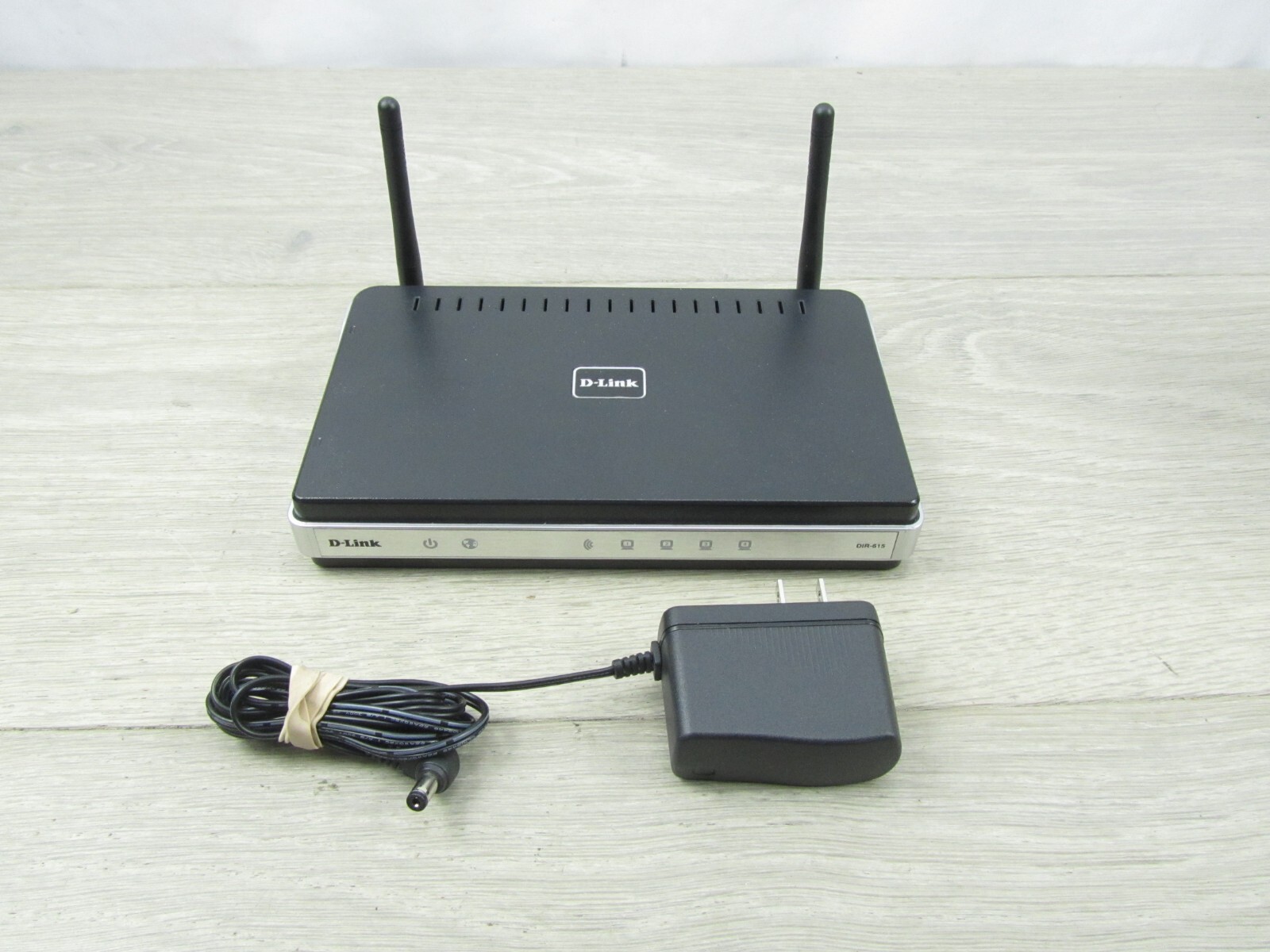 D-Link DIR-615 Used Router 4-Ports With Adapter Tested & Ready