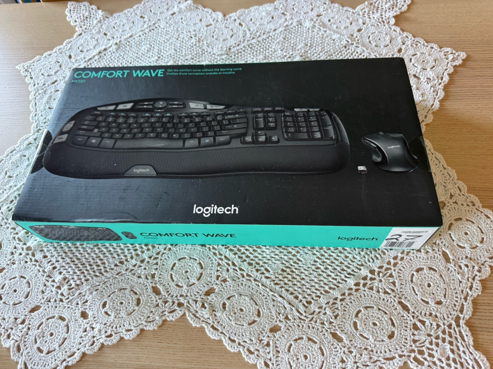 Logitech MK550 Comfort Wave Wireless Ergonomic Keyboard New Sealed