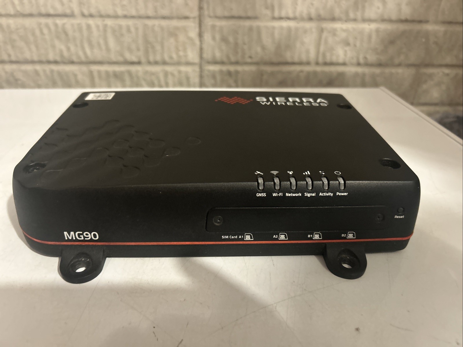 Sierra Wireless MG90 Wireless Router Dual LTE-A PRO 1103982
