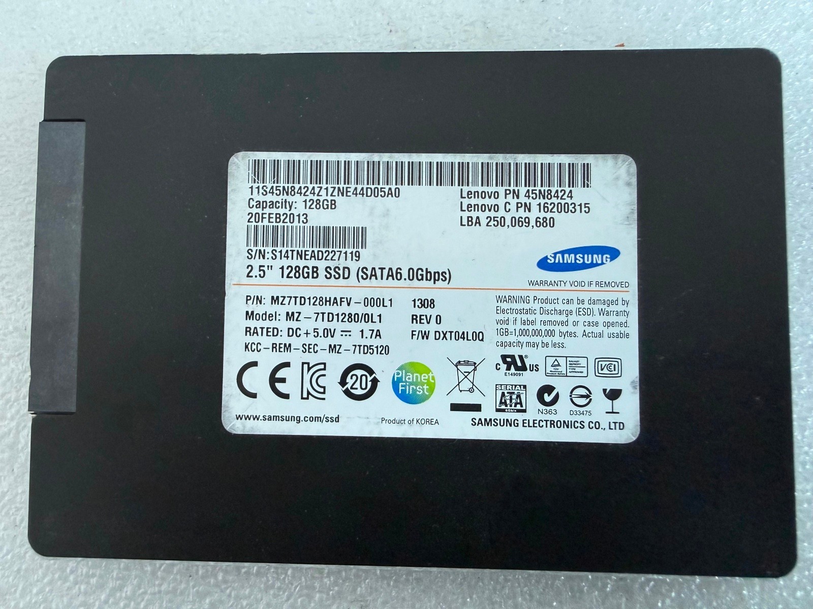 Samsung 128GB 2.5" SATA SSD MZ-7TD1280/0L1 Lenovo FRU 45M8424