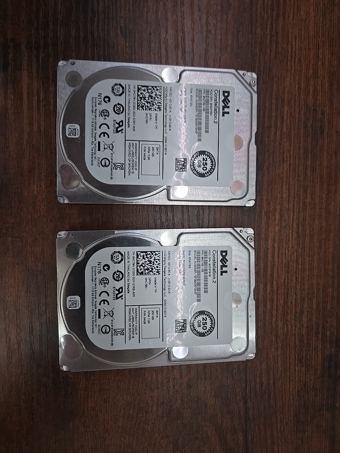 Dell CONSTELLATION.2 2x250gb Sata HDD