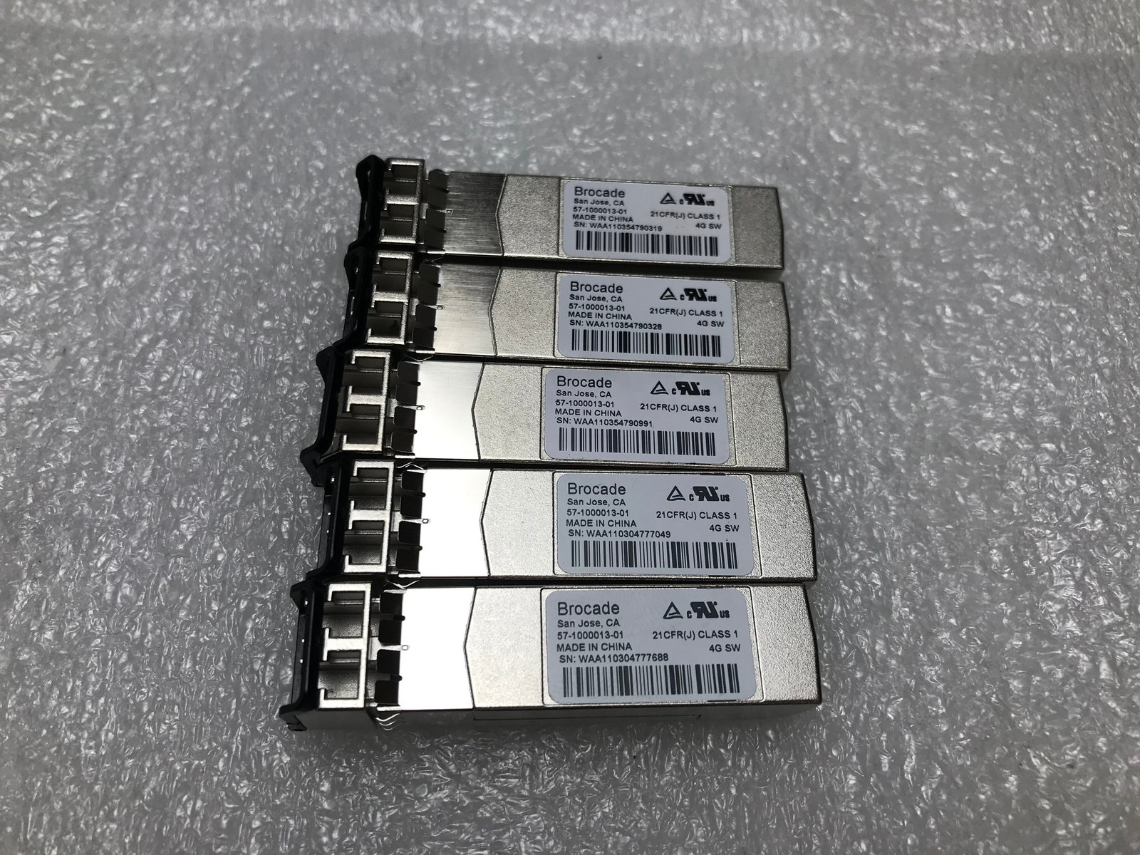 Lot of 5 Brocade 4Gbit/sec SWL Optical Transceiver 21CFR(J) Class 1