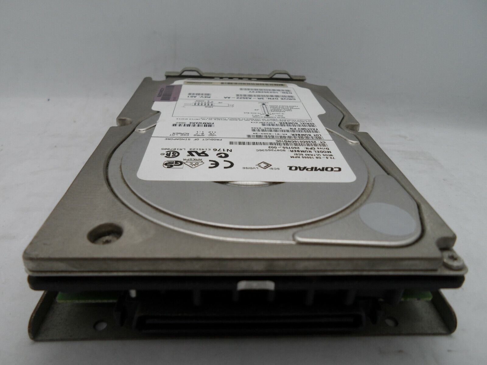 Compaq HP 260755-002 3R-A3522-AA BD0726536C 72.GB 10K Ultra3 SCSI Hard Drive HDD