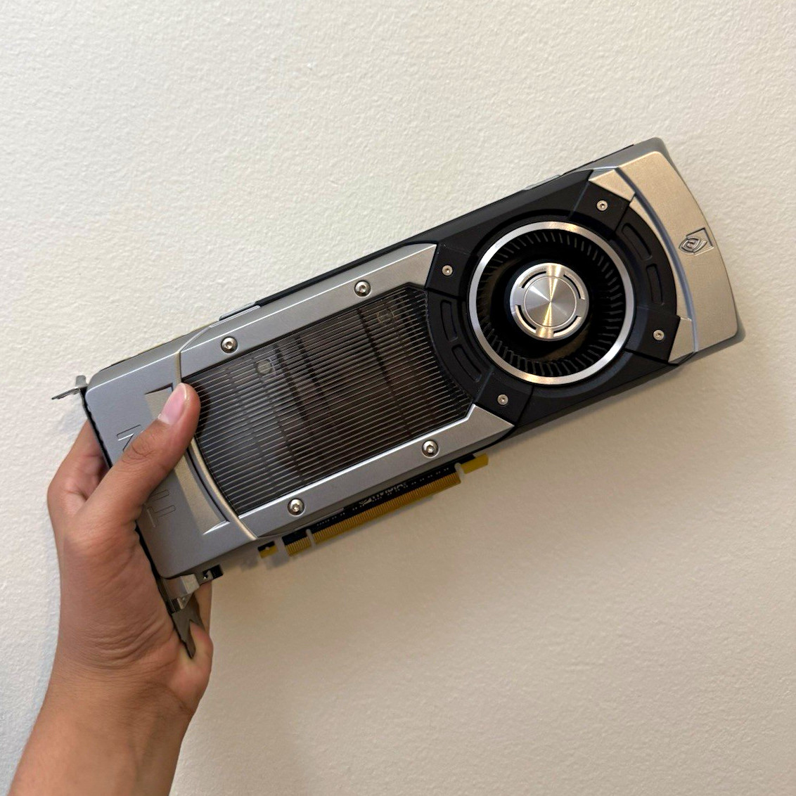 NVIDIA GeForce GTX Titan 6GB GDDR5 PCIe x16 HDMI/DP/DVI 8-Pin+8-Pin