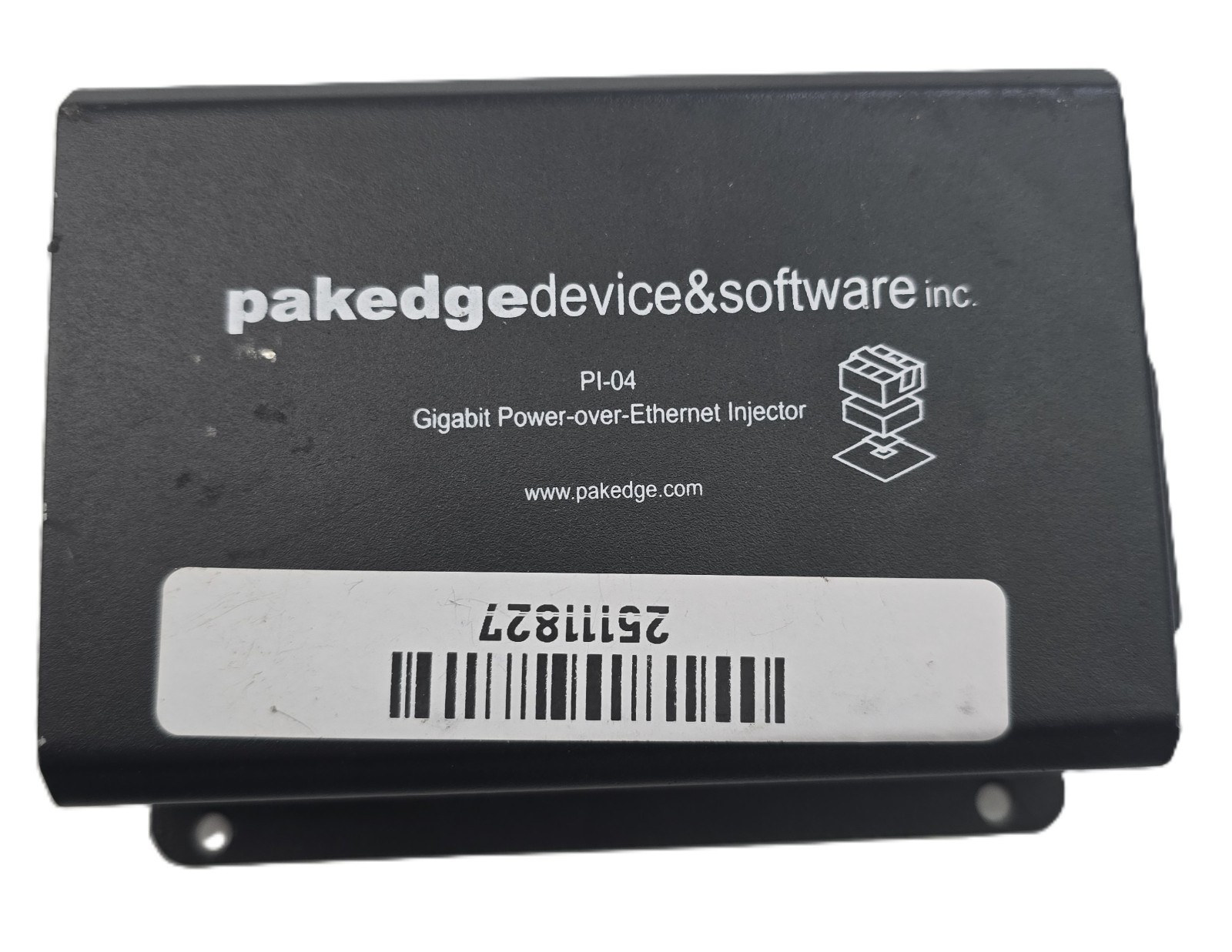 PAKEDGE PI-04 48V Gigabit Power over Ethernet Injector 802.3af (Pre-owned)