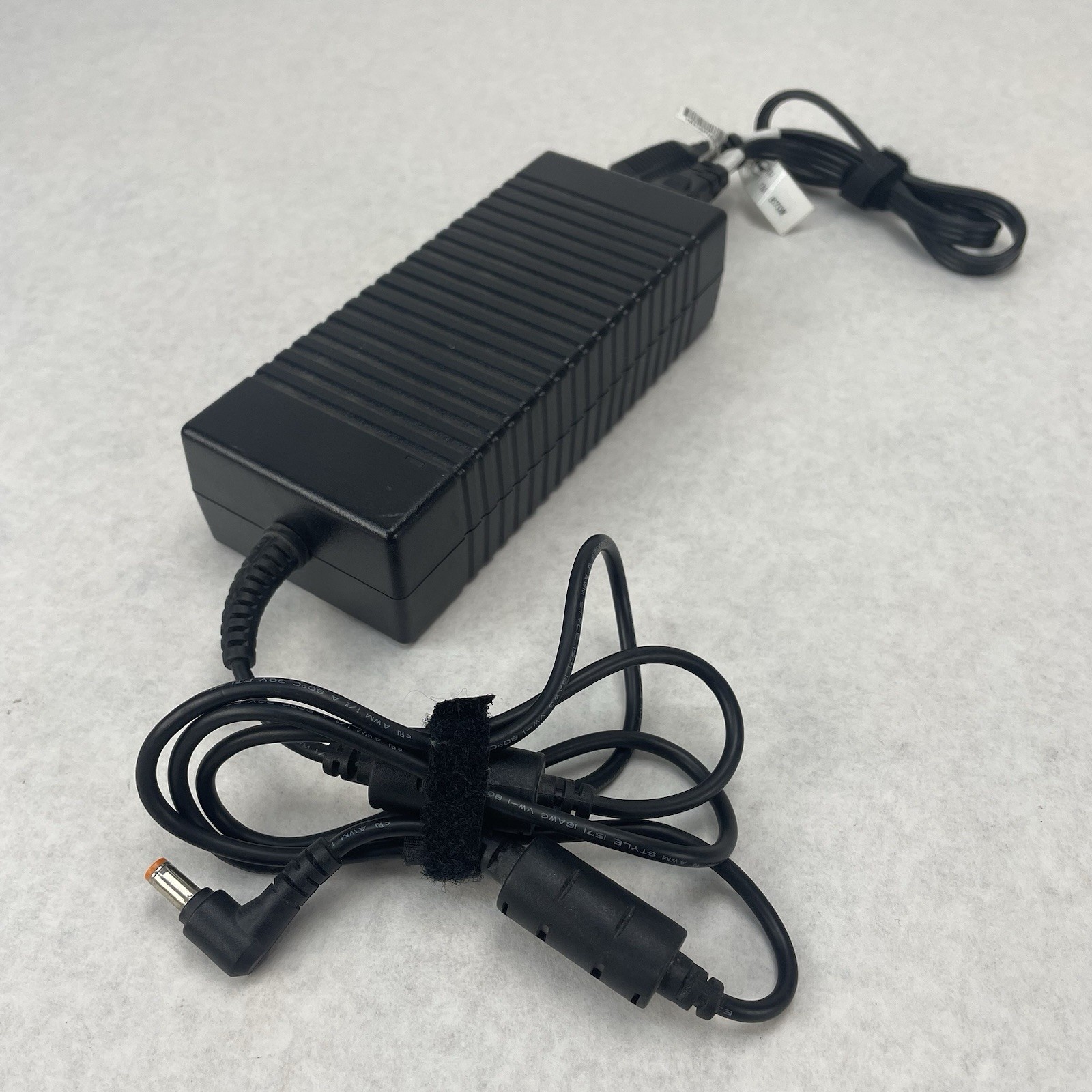 LiteOn  PA-1131-07 19v 6.3a AC Adapter