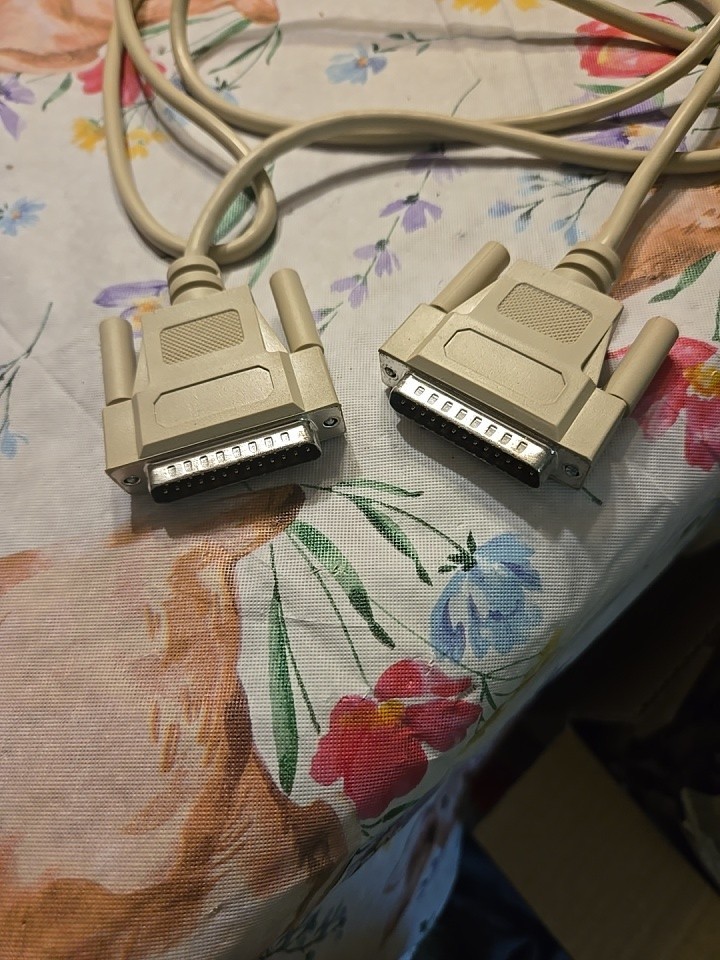 Radio Shack 6' (1.8m) Shielded RS-232C Cable Male DB25 to Male DB25 26-249