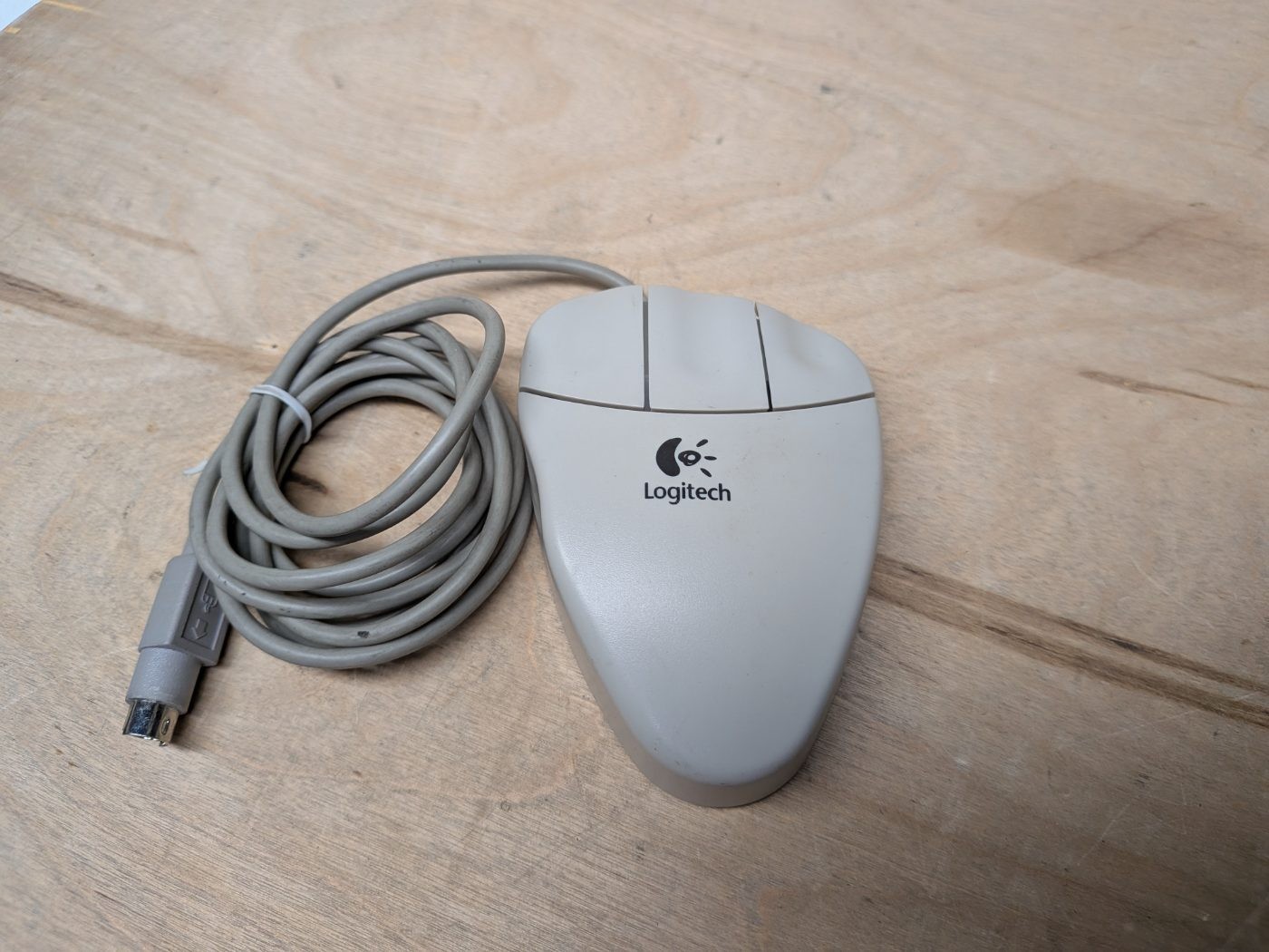 Logitech 3-Button MouseMan Serial-MousePort Mouse M-S38 - Vintage - WORKING