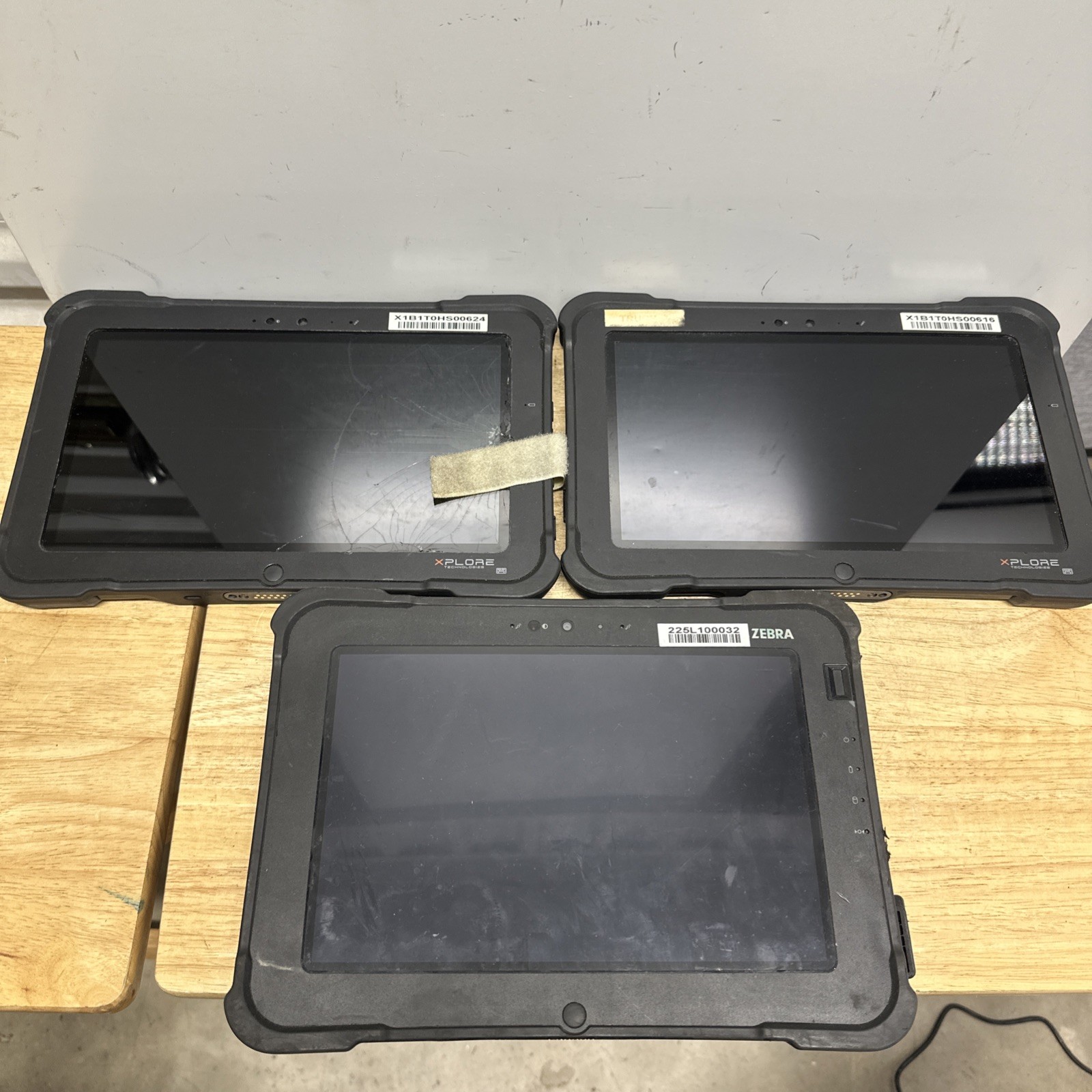 XPLORE Xslate 1X101B & iX101L1- LOT OF 3 - RUGGED TABLET - PARTS ONLY- READ**
