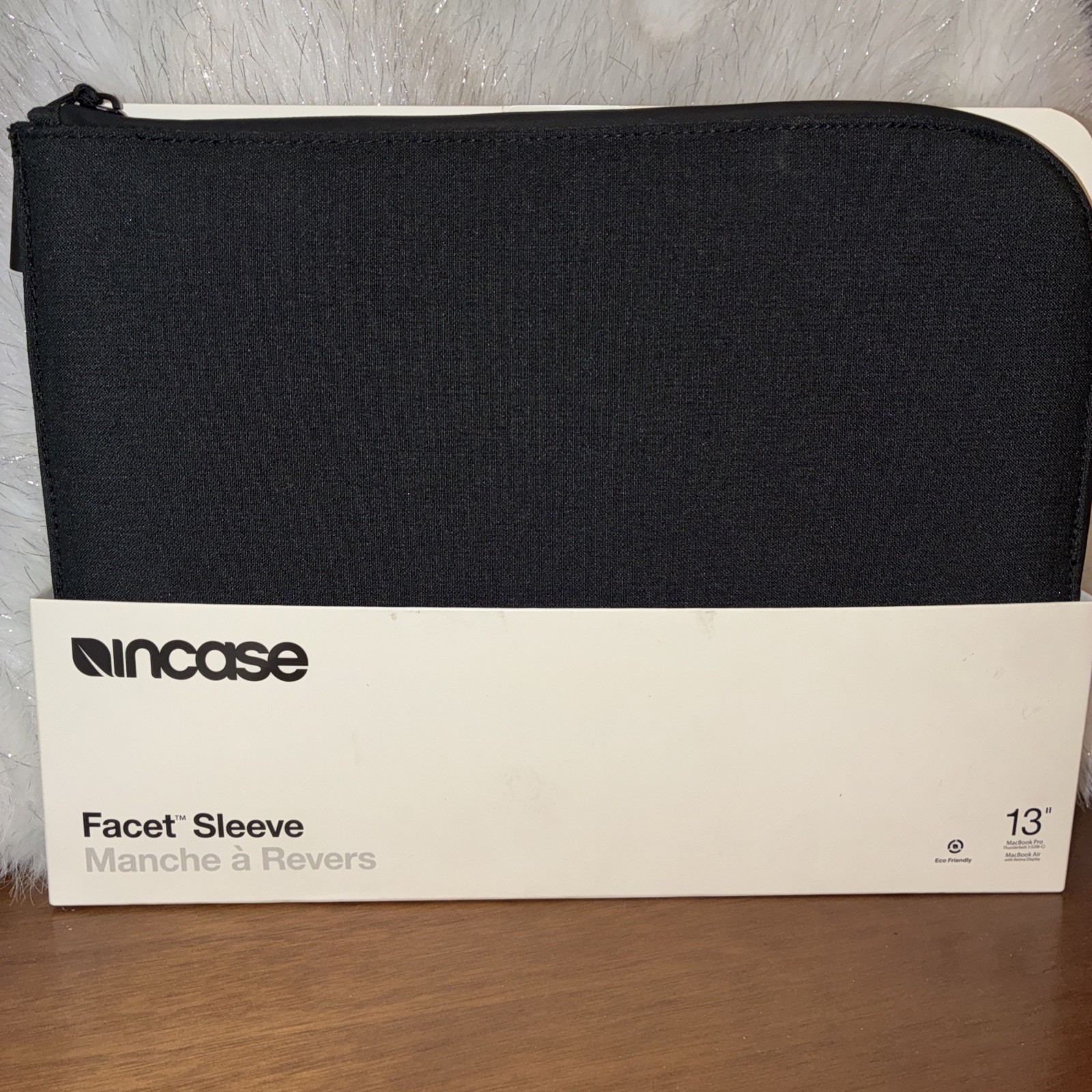 Incase 13" Facet Sleeve Case For MacBooks(New)