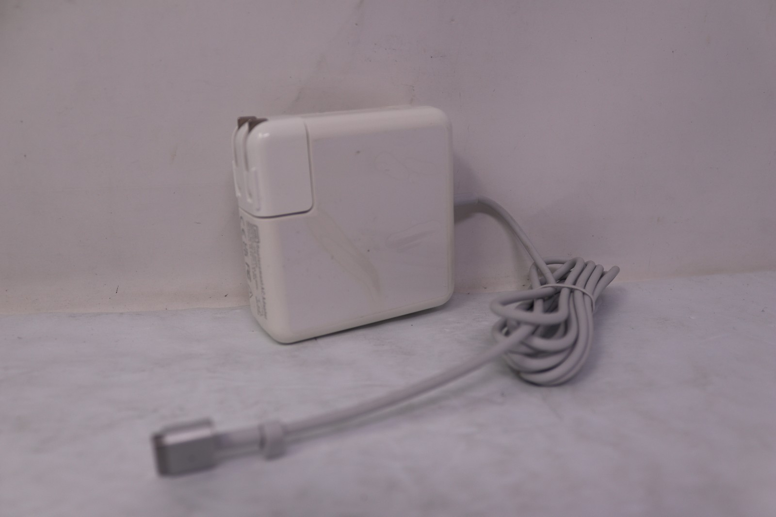 60W Magnetic T-Tip Power AC Adapter w/ Cable