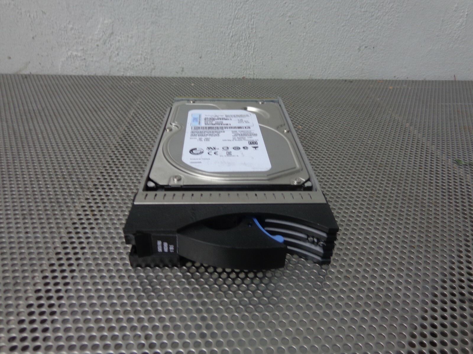 IBM System Storage 44X2479 1TB 7.2K SATA Hard Disk Drive 44X2459 44X2458 68Y7721