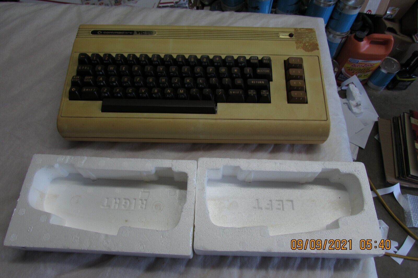 Vintage 1980s Commodore Personal Computer VIC 20 Untested Nice Cosmetic Shape