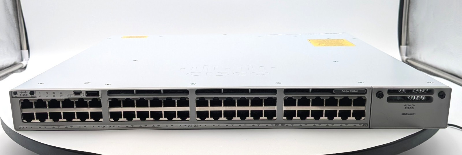 Cisco C9300-48T-E Catalyst 9300 48-Port Gigabit Switch – 5 Star Certified