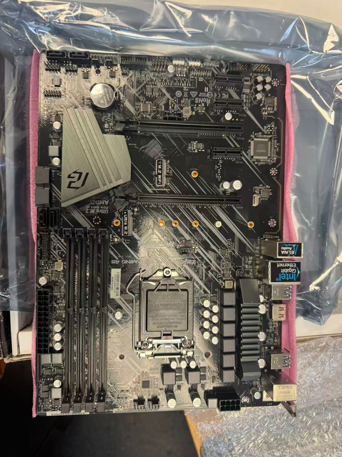 ASRock Z390 PHANTOM GAMING 4S LGA 1151 Intel Z390 ATX Motherboard