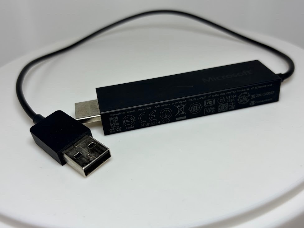 Microsoft Wireless Display Adapter 1628 HDMI USB Screen Mirroring