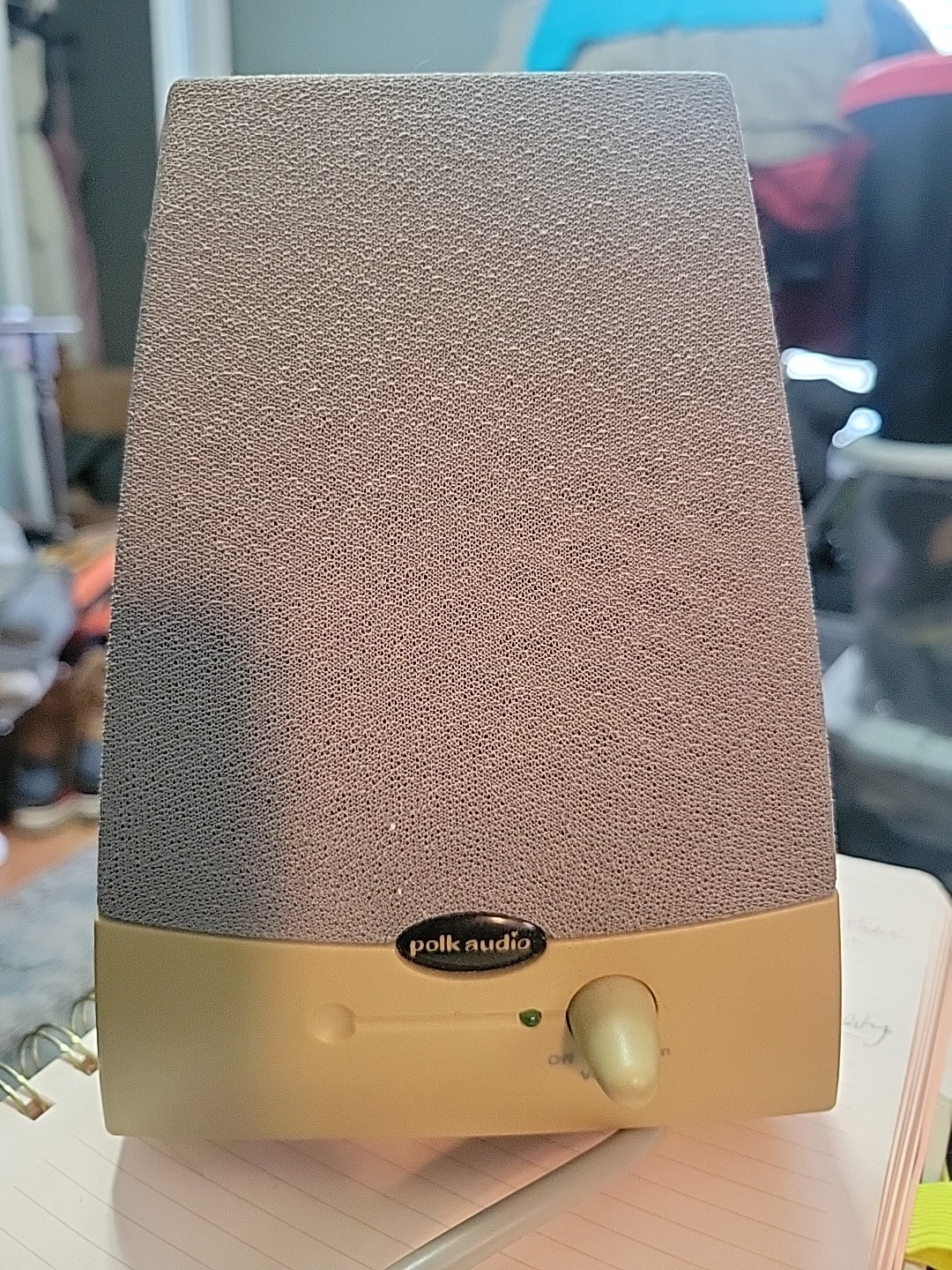 Vintage Polk Audio System Computer Speaker- Gray - Model AMR70  AM0070-B 
