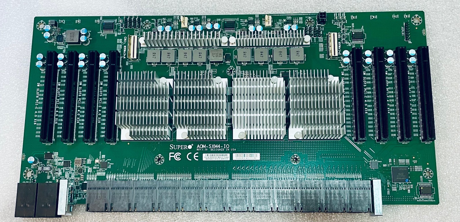 Supermicro AOM-SXM4-IO PCIE Gen4 switch board for 4U 8 SXM4 GPU system