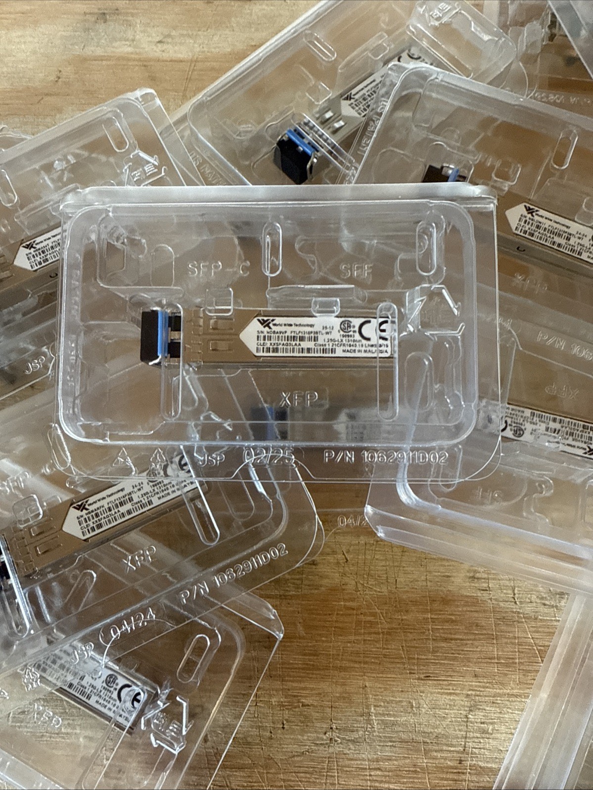 Finisar WWT SFP Module FTLF1318P3BTL-WT