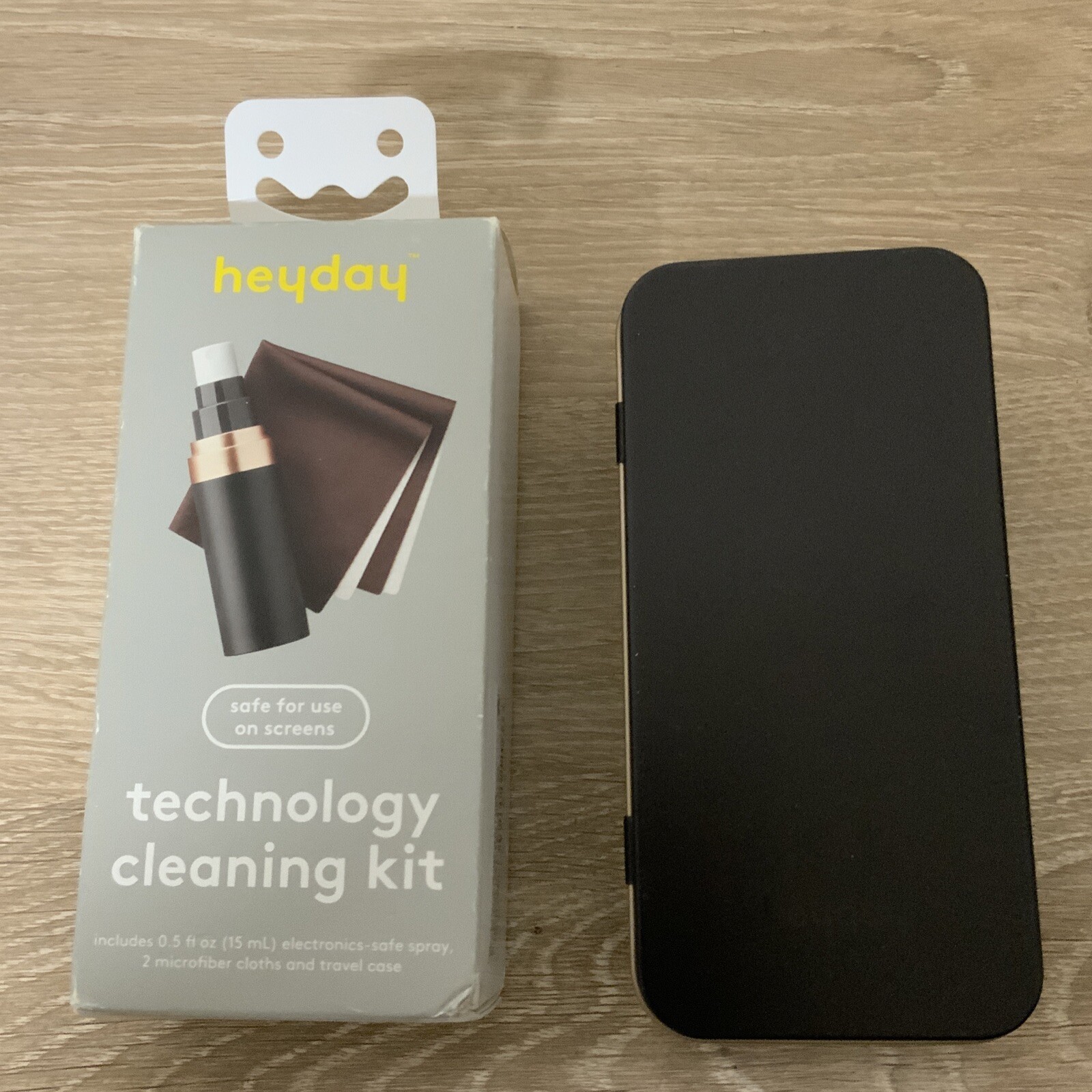 📀 Heyday Technology Cleaning Kit - 15ml Spray + 2 Cloths + Travel Case