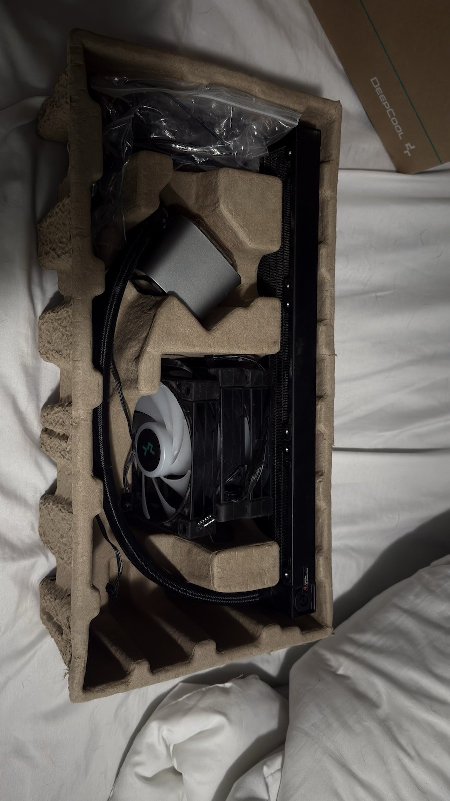 DeepCool LS720 High-Performance Liquid CPUCooler
