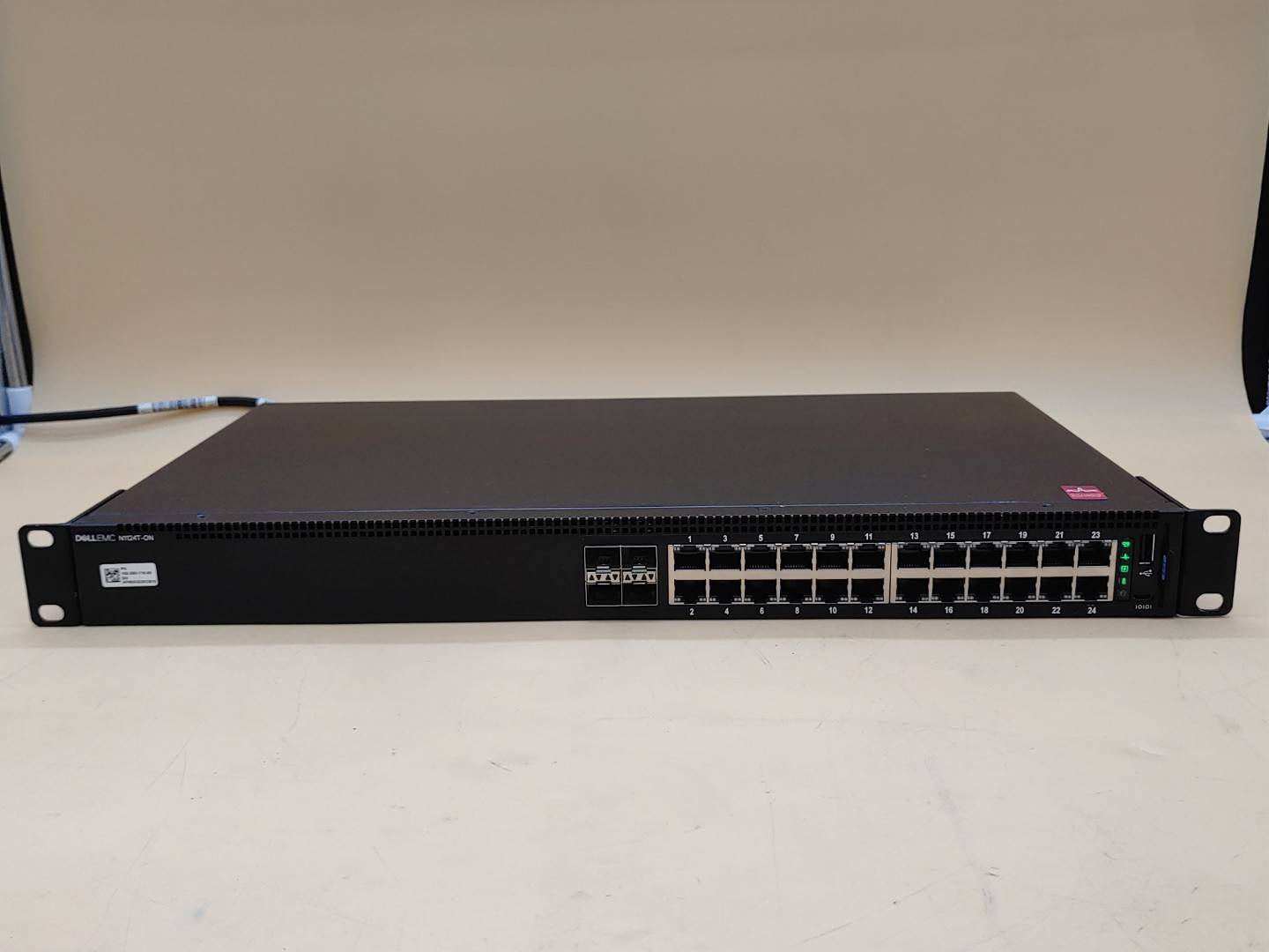 Dell EMC N1124T‑ON 24-Port 1GbE 4x 10Gb SFP Plus E18W Switch w/ Ears