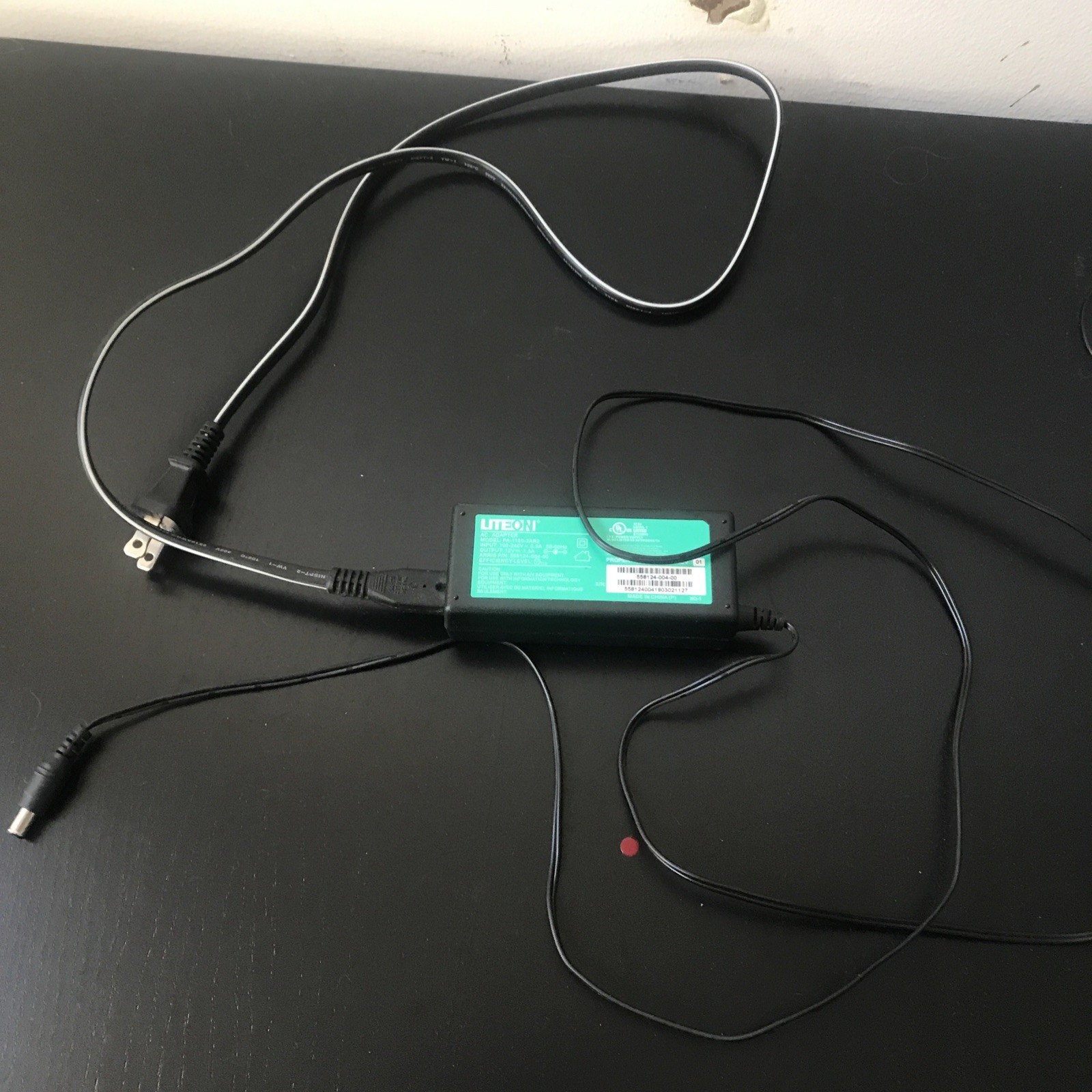 lite on PA-1180-2AR2AC/DC 558124-004-00Adapter12V1.5 A18 W OEM
