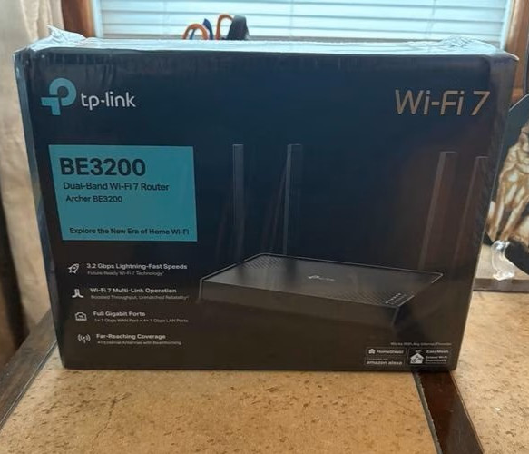 TP-LINK Archer BE3200 Wi-Fi 7 support MLO w/IoT Network & Dual Built-in VPN