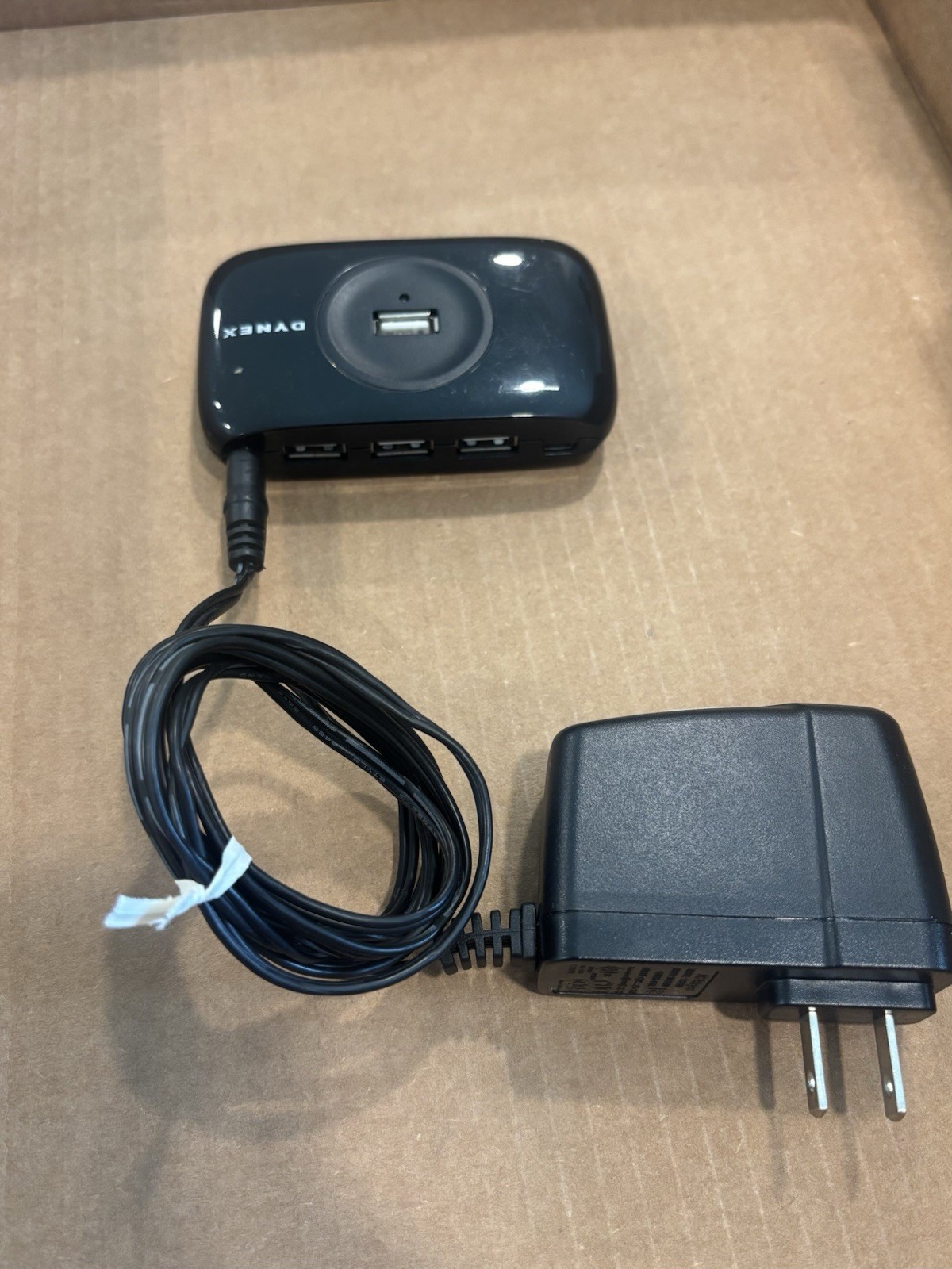 DYNEX USB 2.0 4 PORT USB HUB DX-HB4PT New