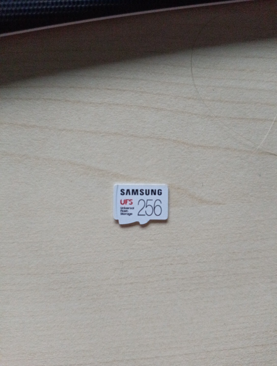 Samsung UFS Memory Card 256gb