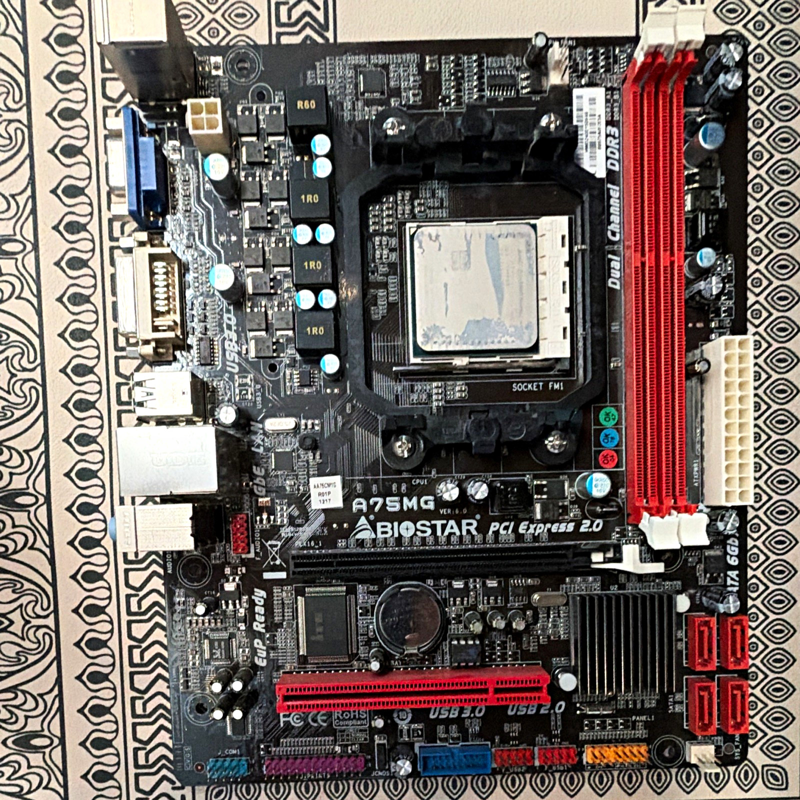 BIOSTAR A75MG mATX Socket FM1 DDR3 Motherboard + AMD A6-3600 Series CPU