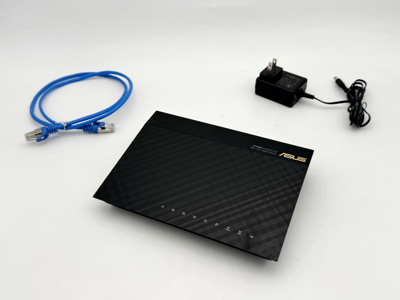 ASUS RT-AC66U AC1750 DUAL BAND WIFI GIGABIT ROUTER 4-PORT USB 2.0 W ADAPTER